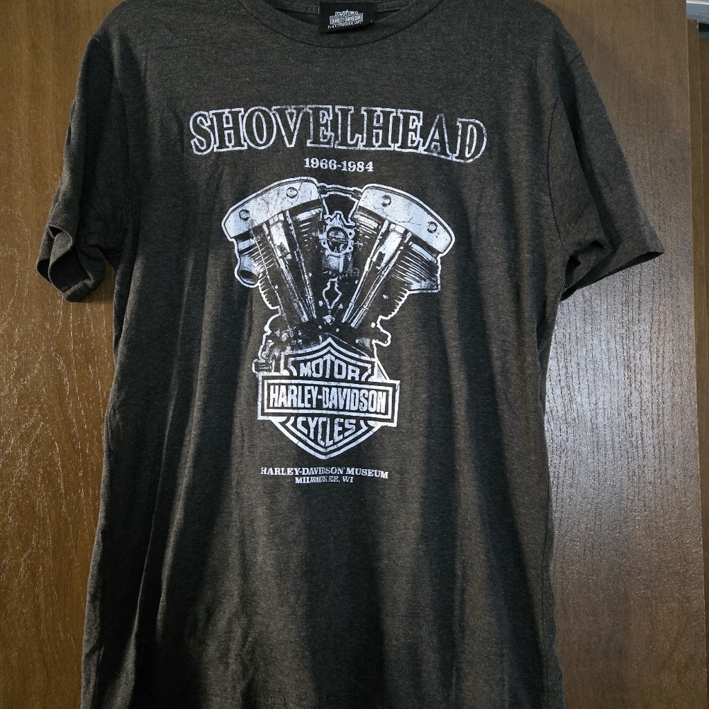 Harley Davidson Shovelhead shirt.